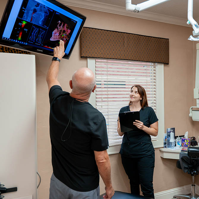 See Us for Expert Tooth Removal in Tomball